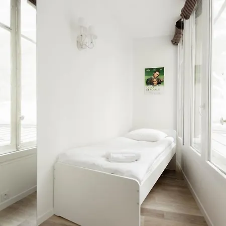 Appartement Marais Proche Du Theatre Renard *