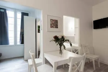 Marais Proche Du Theatre Renard Apartment Paris